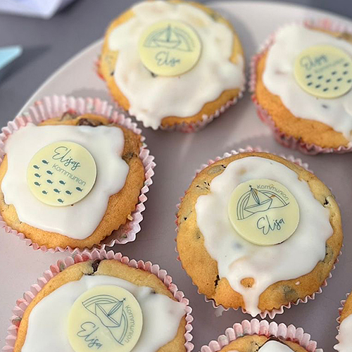 Bedruckte Schokoladenaufleger rund für Cupcakes oder Muffins zur Kommunion
